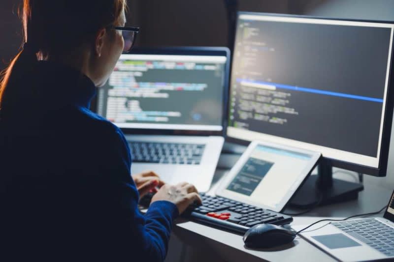 Anthropic AI model finds Linux kernel bug that leads to...